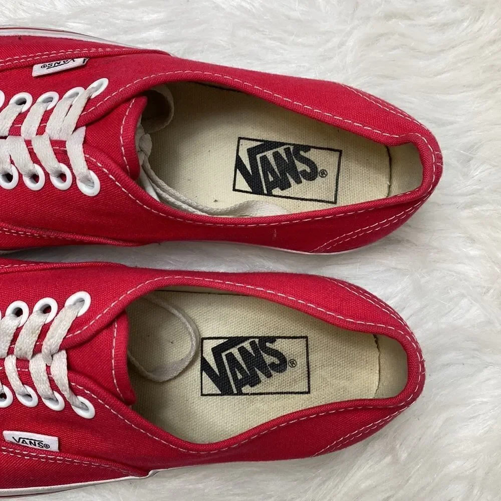 VANS 